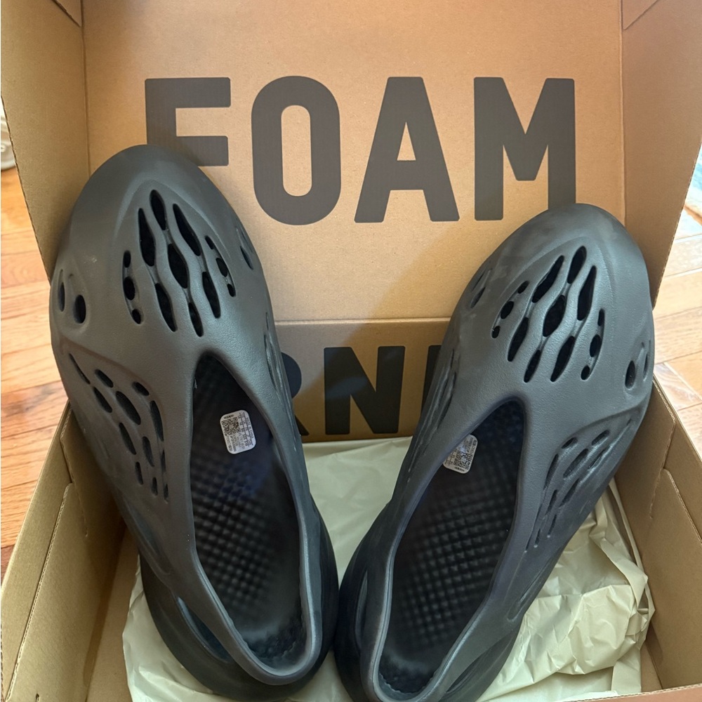 Yeezy Foam Runner Men's Black Onyx